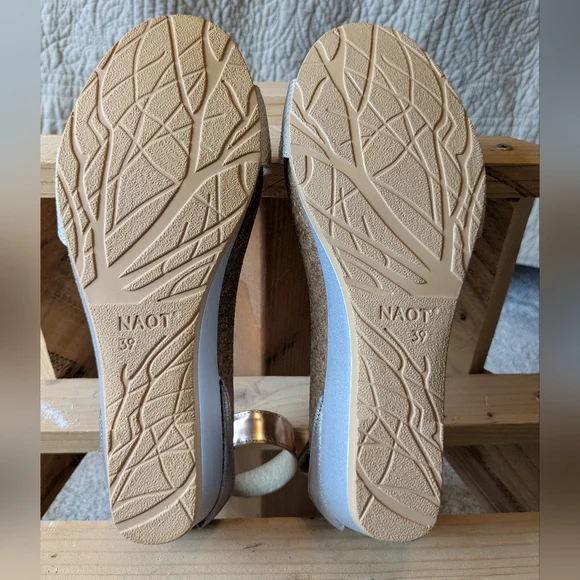 Naot Pixie Women's Sandals with Ankle Strap - Picture 5 of 6